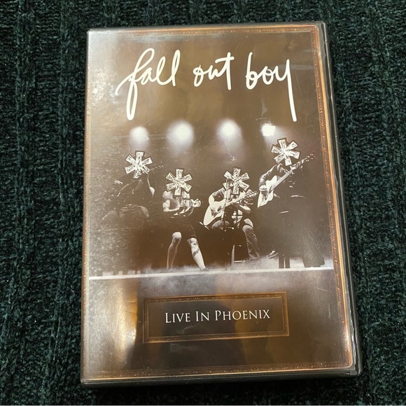 Fall Out Boy – Live In Phoenix DVD 2008 - Picture 1 of 5